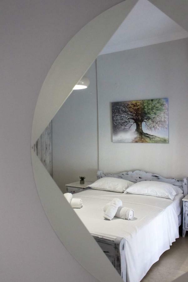 Liby'S Luxury Apartmemt Kavala Exterior foto